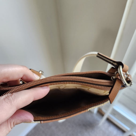 Coach Bag - Picture 6 of 6